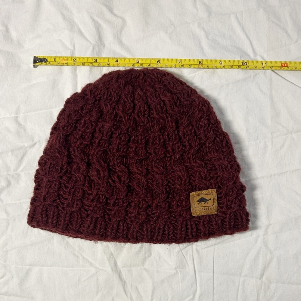 Women’s Burgundy Turtle Fur Wool Knit Beanie with fleece lining